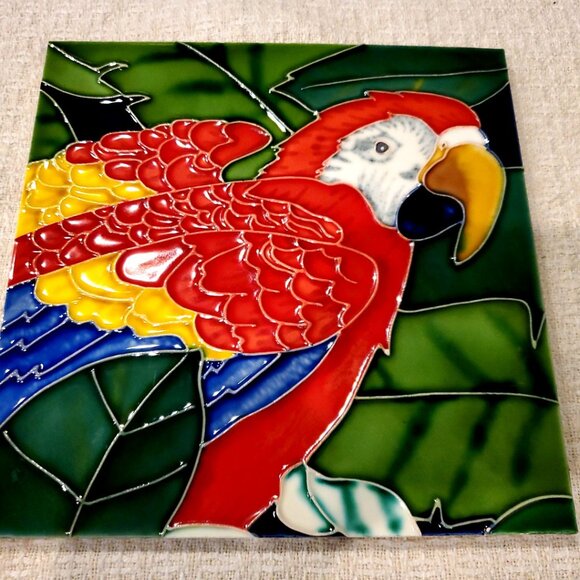 L@@K Tile Picture Red PARROT Hand Painted Glossy 3D effect 8 x 8 ~ CUTE! - Picture 3 of 6